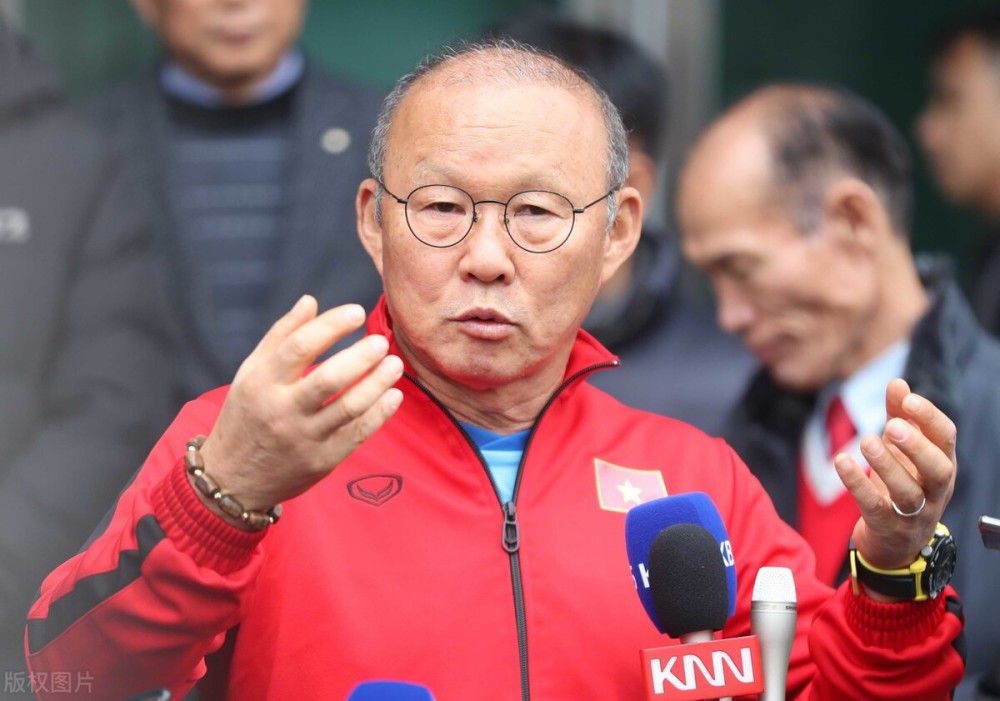 王祖蓝挑战出演身患;渐冻人症的城市速写画家马赛克，他需要在病情彻底恶化前收集一些快乐的回忆，终于拿出勇气向自小暗恋的小学同学神仙鱼(蔡卓妍饰)表白